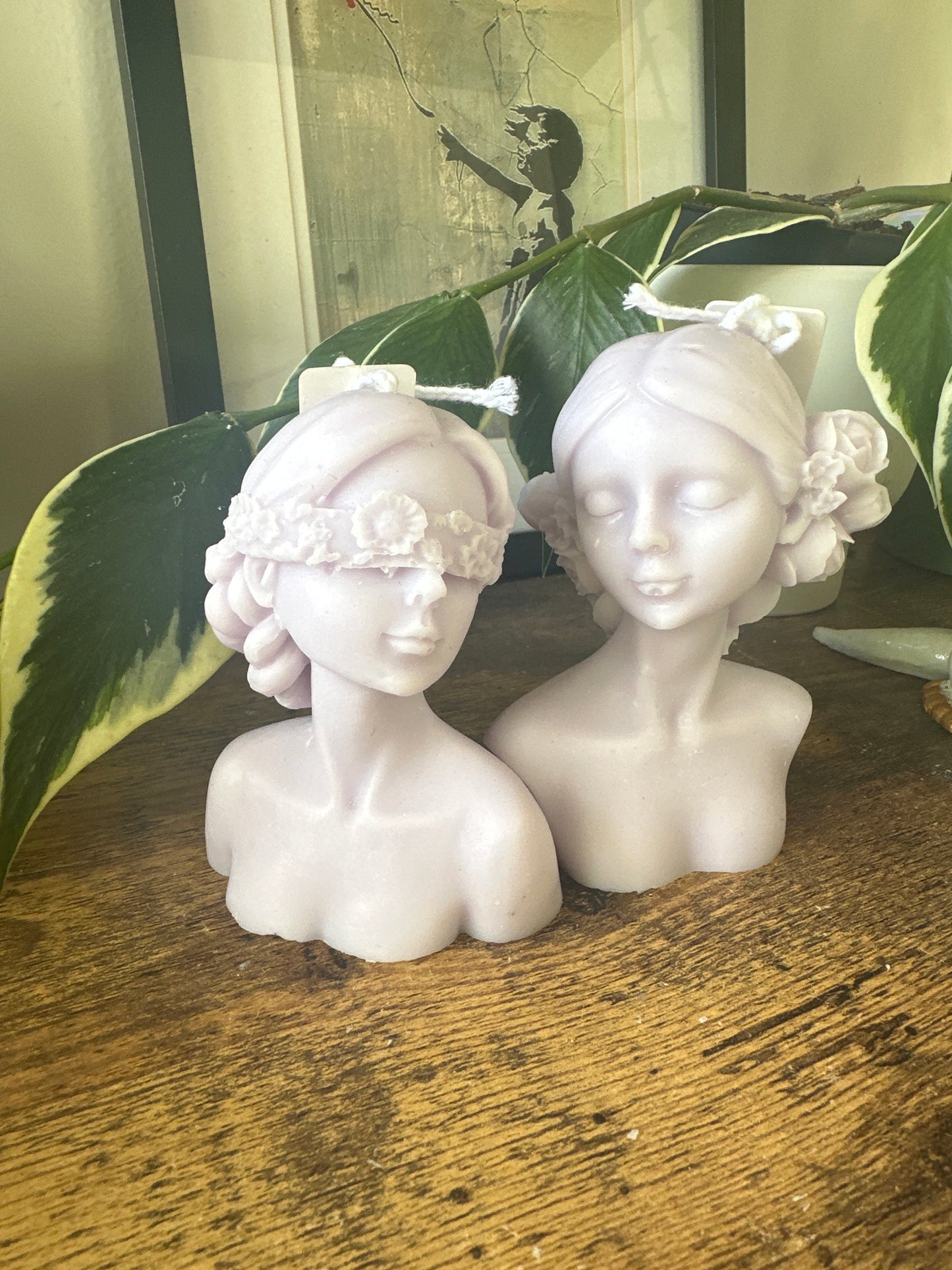 Set of Sisters