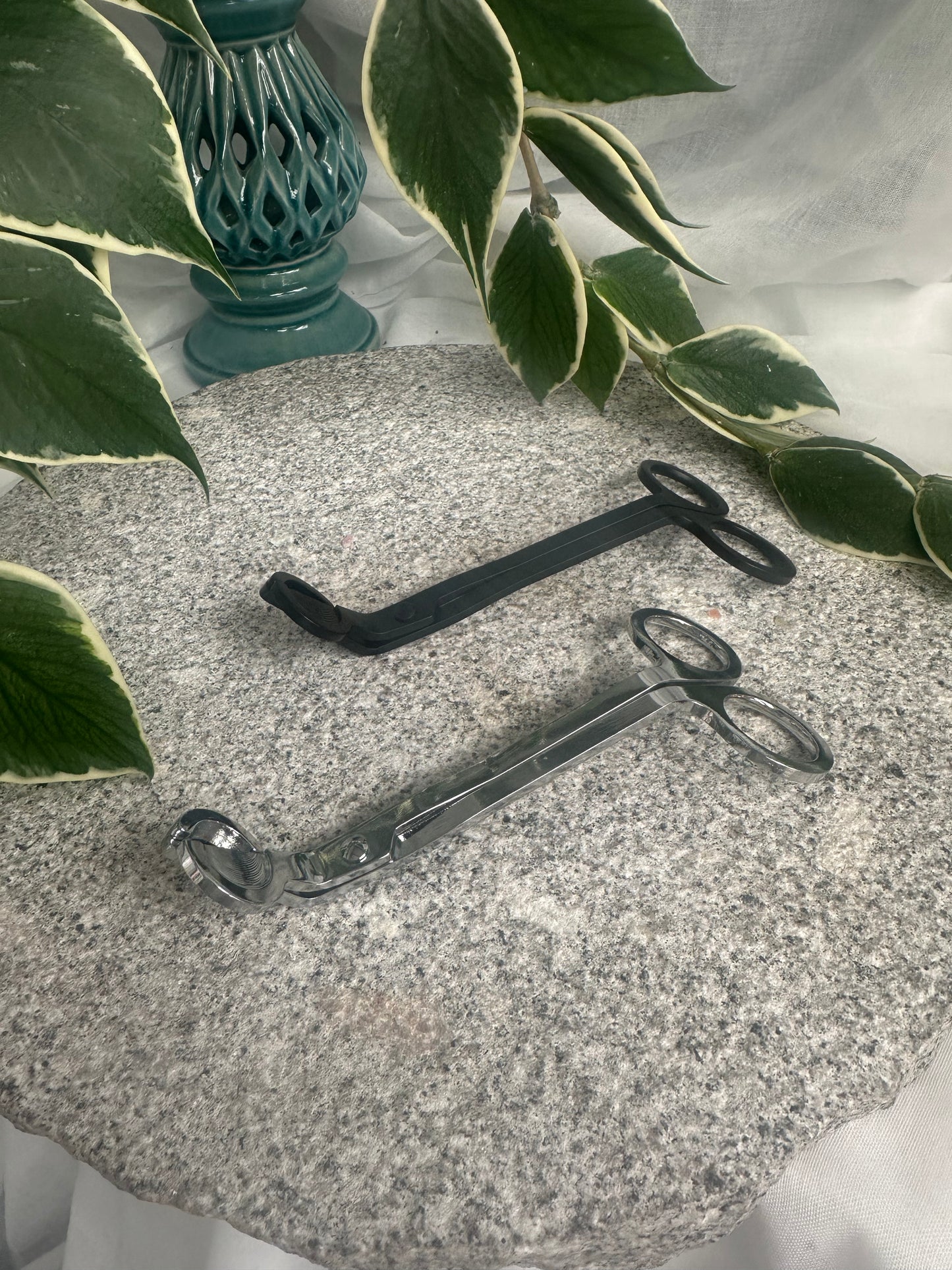 Wick trimmers