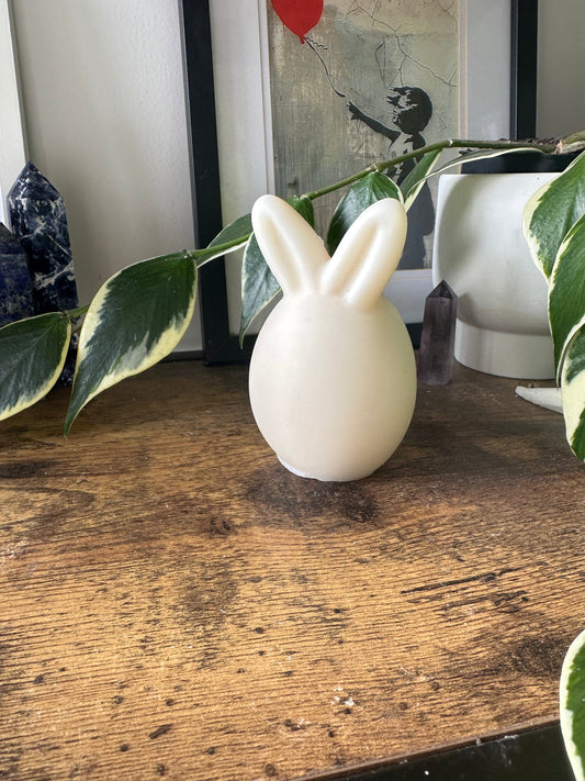 Egg bunny
